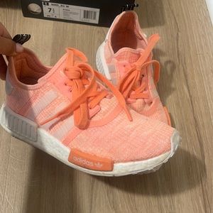 nmd adidas sneakers